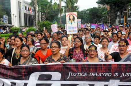 RG Kar Tragedy: Junior doctors’ sit-in lifted officially after rally to CBI office