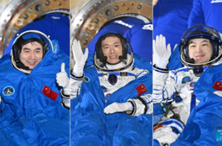 3 Chinese astronauts return to Earth after spending 192 days at Tiangong space station