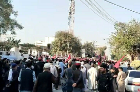 Pakistan: Army called in after death of six security personnel in violent clashes around Islamabad