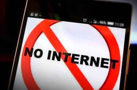 Manipur: Mobile internet suspended for two more days in nine districts