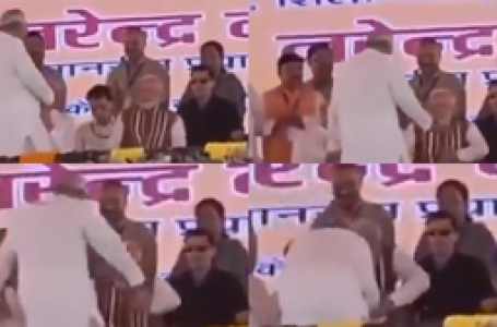 Nitish Kumar tried to touch PM Modi’s feet in Darbhanga