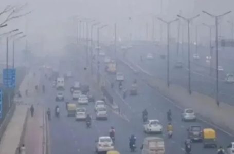 Delhi’s AQI returns to ‘severe’ category, schools shift to hybrid mode