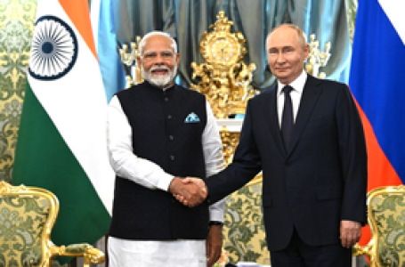 Putin lauds PM Modi’s ‘Make in India’ policy, says Russia willing to invest