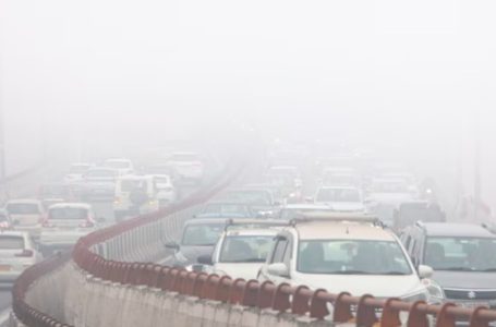 No relief in air quality; Delhi shivers at 5 degrees