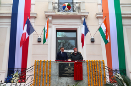 India, France sign 10 pacts in fields of technology, nuclear energy and innovation