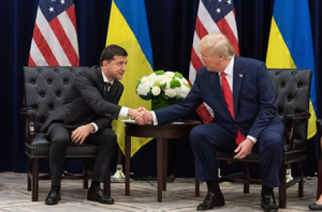 Trump threatens Zelensky Ukraine war could be settled without him