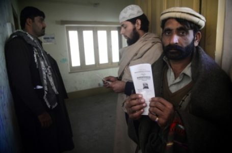 Afghan refugees write ‘open letter’ to Pakistan PM to halt deportation