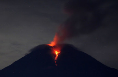 Guatemala’s Volcano of Fire endangers 30,000 people