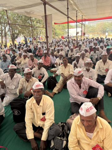 Mumbai: Farmers protest against Rs 86,300 crore Shaktipeeth Highway ...